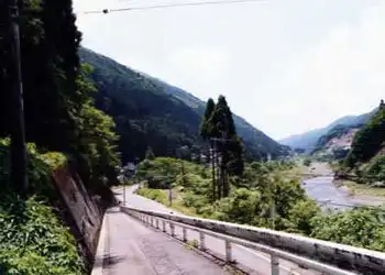 細川への旧道