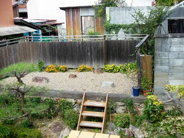 旧坂越浦会所の庭