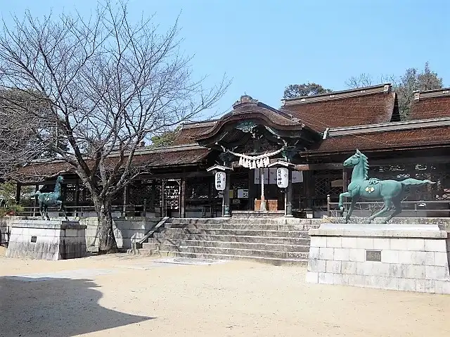 室津の賀茂神社
